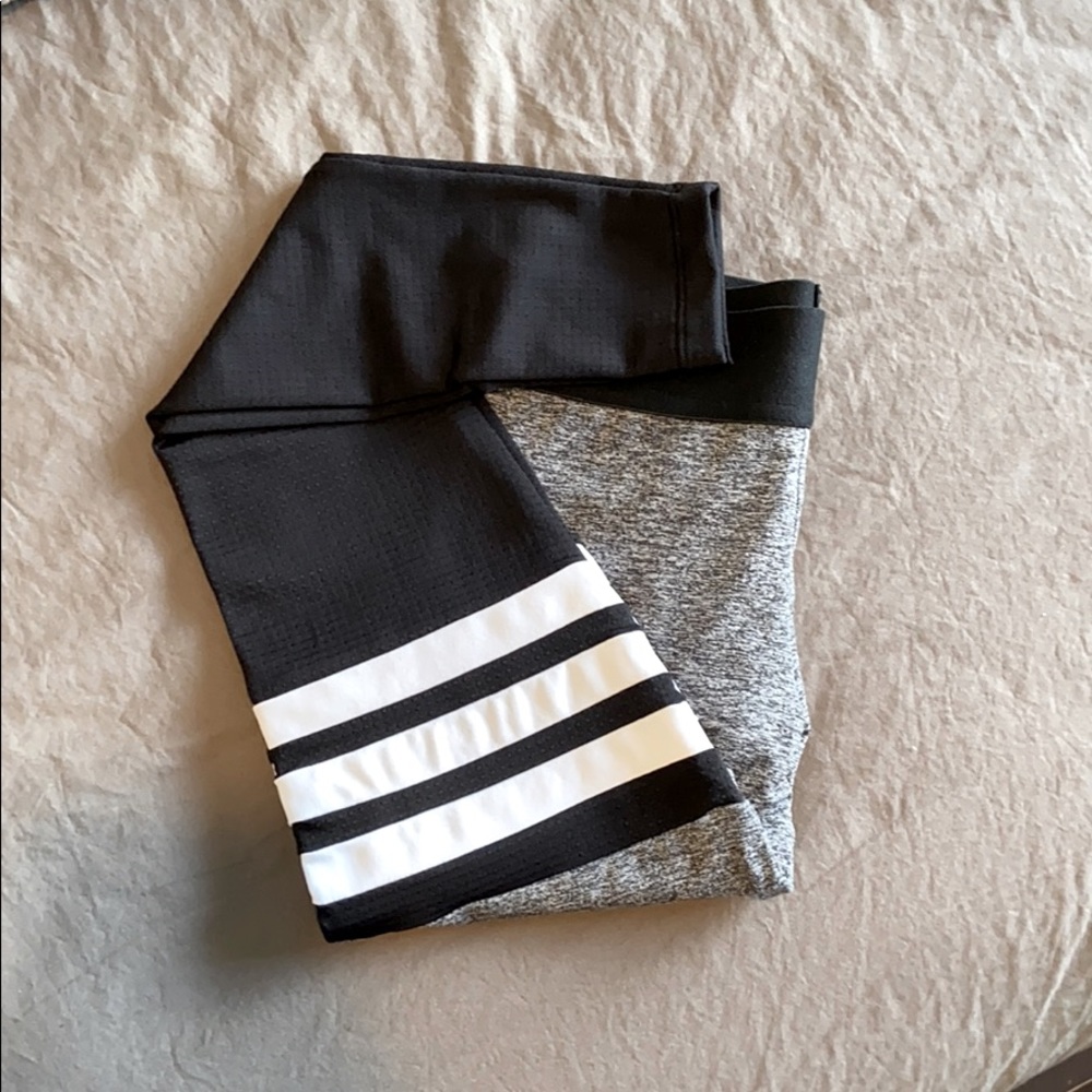 Bombshell sock leggings